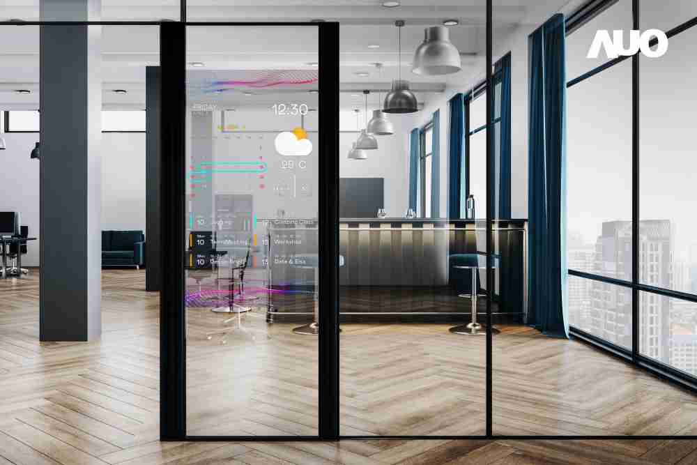 尊龙集团致力于研发低能耗之绿色产品，，，，如低能耗发光组件Micro LED显示技术，，具高透明、、、、可无限拼接的特性，，可依需求调整并延伸应用于不同场域，，包括汽车侧窗或家庭玄关、、、、智慧橱窗、、商业展示等